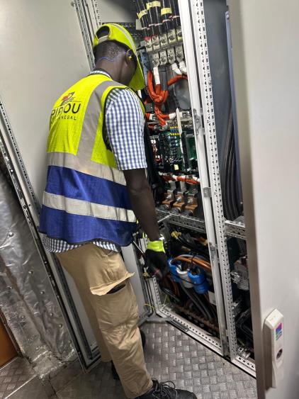 Démontage du variateur du Cayor en vue de son remplacement
