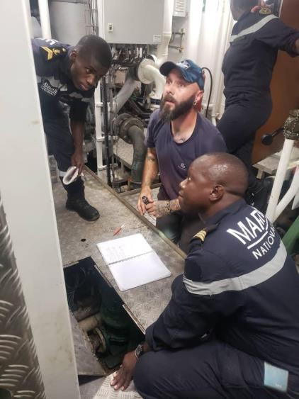 Walo : intervention du bord sur la centrale de climatisation